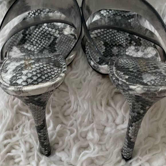 Express black and white snakeskin heels Size 7.5 or 8 - Picture 8 of 8